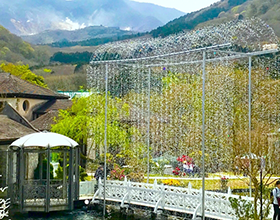 箱根ガラスの森美術館